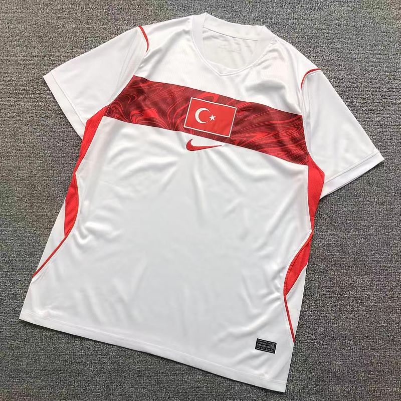 FOOTBALL T-SHIRT 1252149002（im 170cm 60kg i wear size L in the phot）