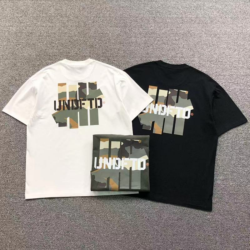 UNDEFEATED T-SHIRT 1112111502 （im 170cm 60kg i wear size L in the phot）