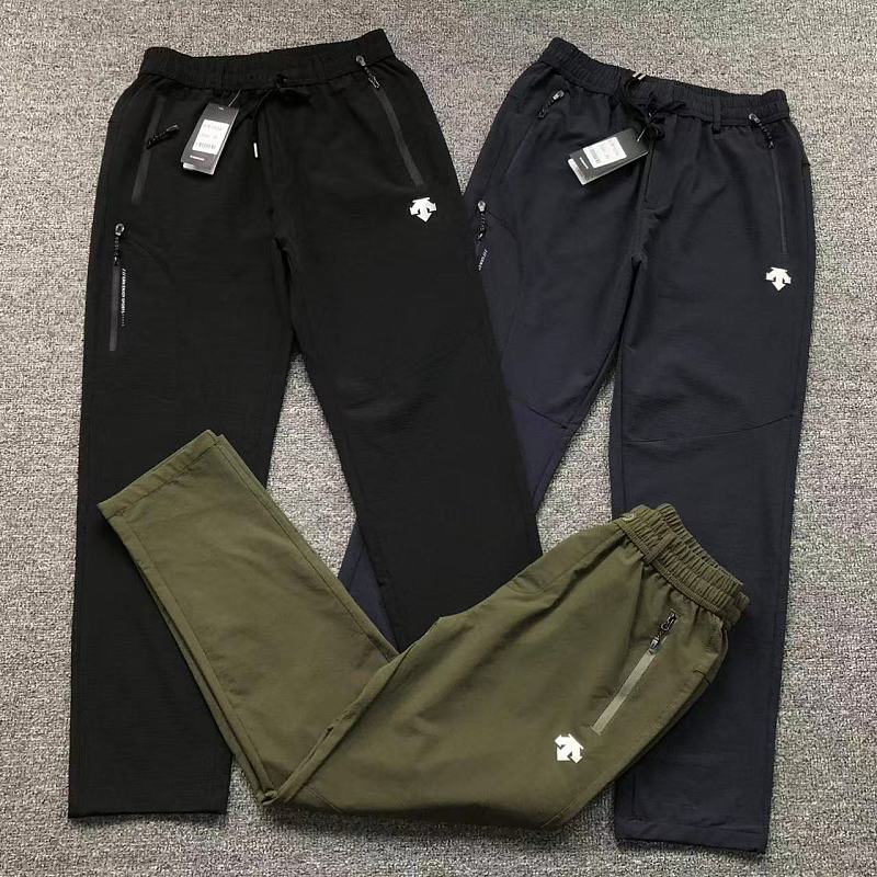 DESCENTE TROUSERS 2207110804（im 170cm 60kg i wear size XL in the phot）