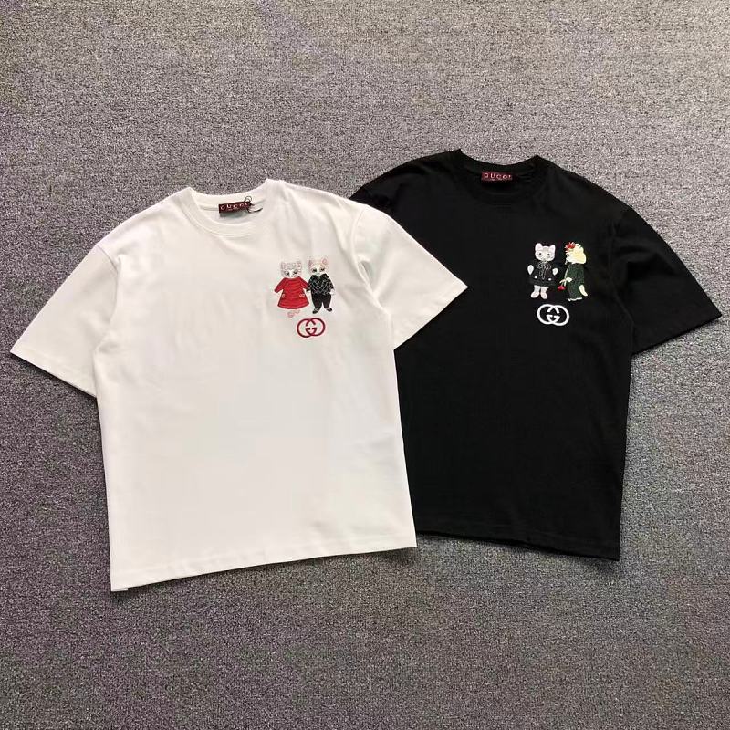 GUCCI T-SHIRT 22050723125（im 170cm 60kg i wear size S in the phot）