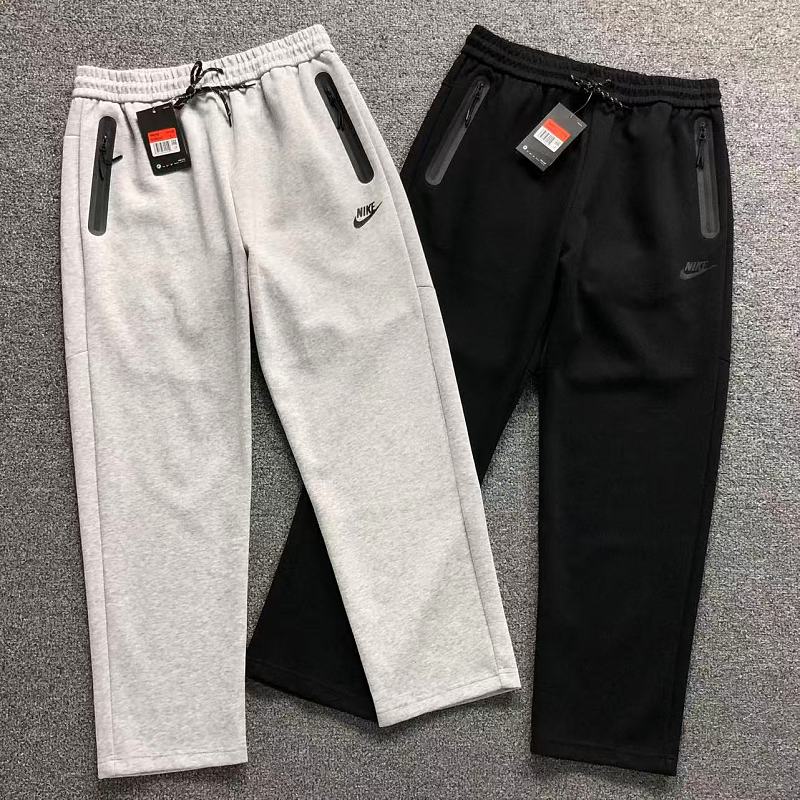 NIKE TROUSERS 4206060577（im 170cm 60kg i wear size L in the phot）