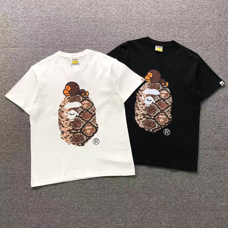 BAPE T-SHIRT 3205162121（im 170cm 60kg i wear size M in the phot）