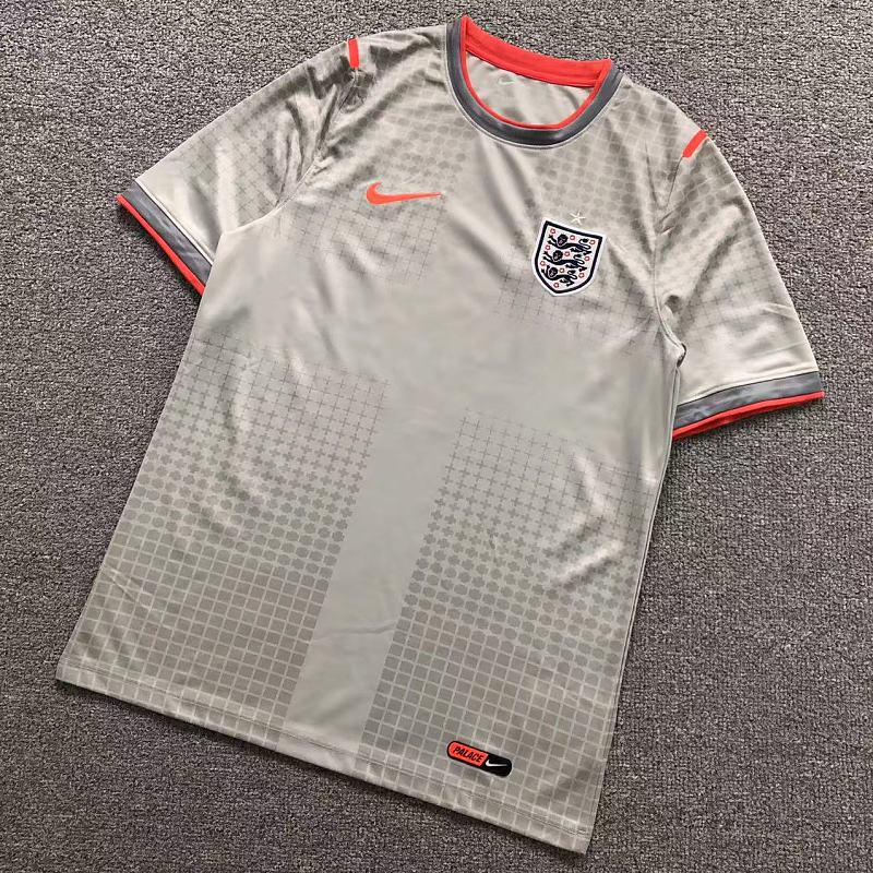 NIKE T-SHIRT 42082819001（im 170cm 60kg i wear size M in the phot）