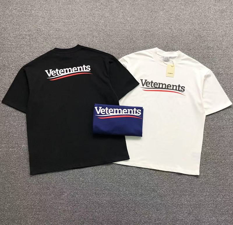 VETEMENTS T-SHIRT 412132017