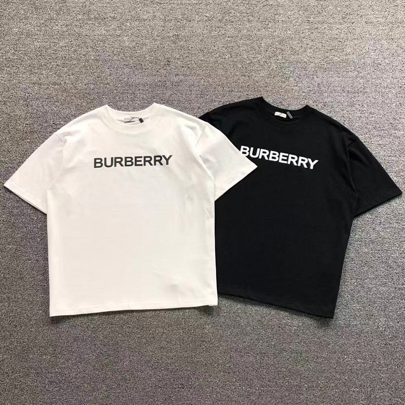BURBERRY T-SHIRT 12480360（im 170cm 60kg i wear size S in the phot）