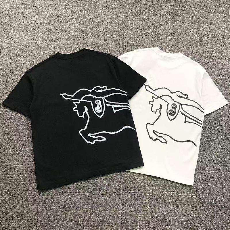 BURBERRY T-SHIRT 3206172521（im 170cm 60kg i wear size L in the phot）