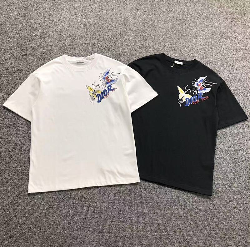 DIOR T-SHIRT 213031021（im 170cm 55kg i wear size XS in the phot）