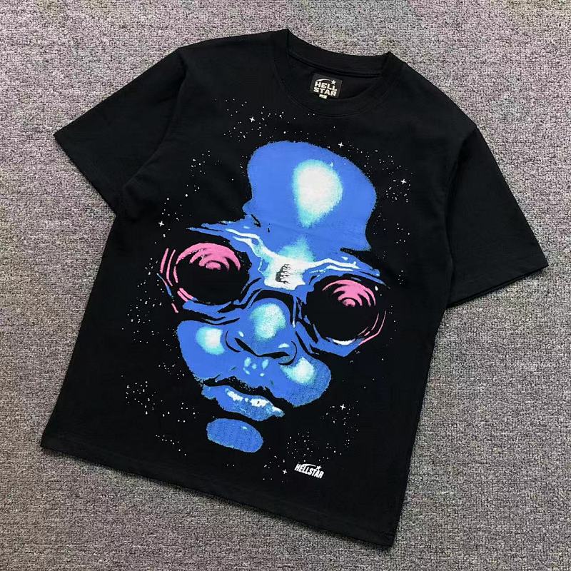 HELLSTAR T-SHIRT 12171671（im 170cm 60kg i wear size M in the phot）