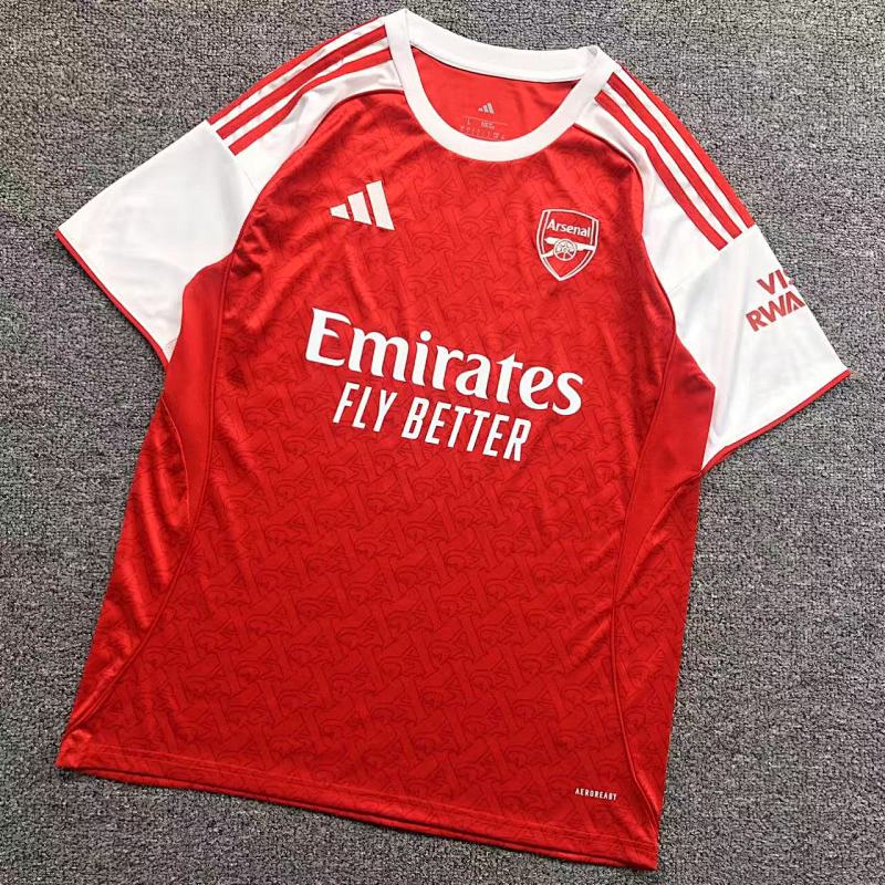 FOOTBALL T-SHIRT 31060118002（im 170cm 60kg i wear size L in the phot）