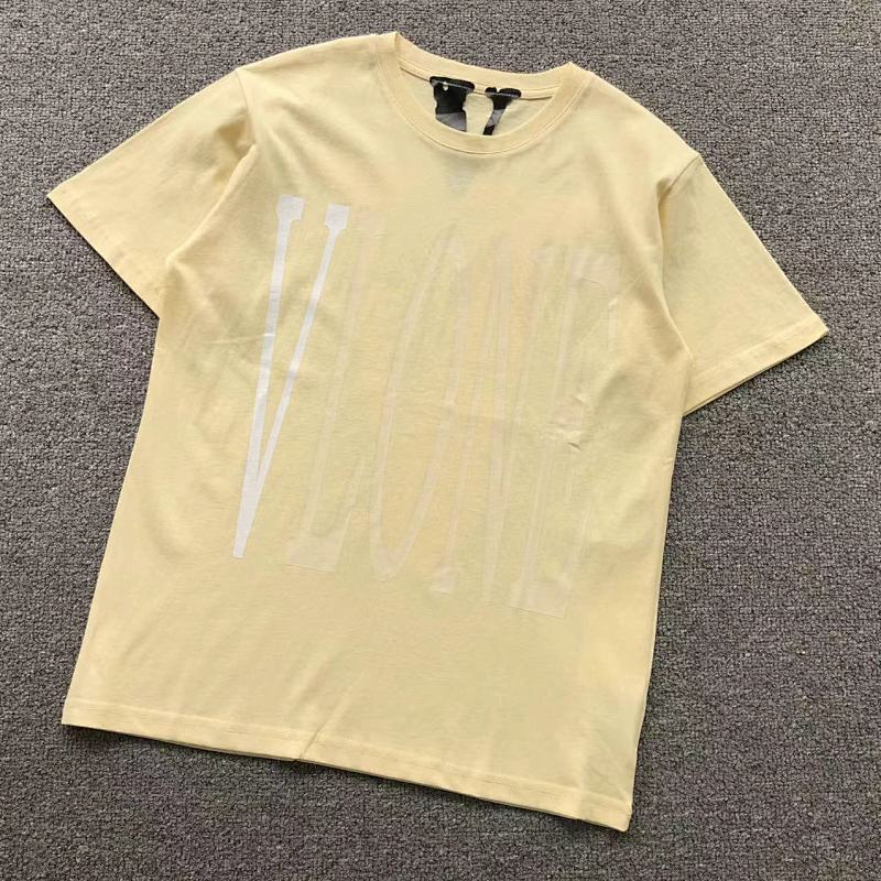 VLONE T-SHIRT 504141991（im 170cm 60kg i wear size S in the phot）