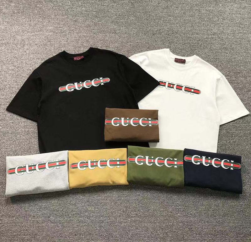 GUCCI T-SHIRT 22050717125（im 170cm 60kg i wear size S in the phot）