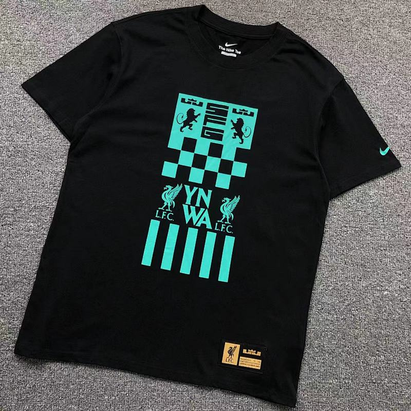 NIKE T-SHIRT 502161019（im 170cm 57kg i wear size L in the phot）
