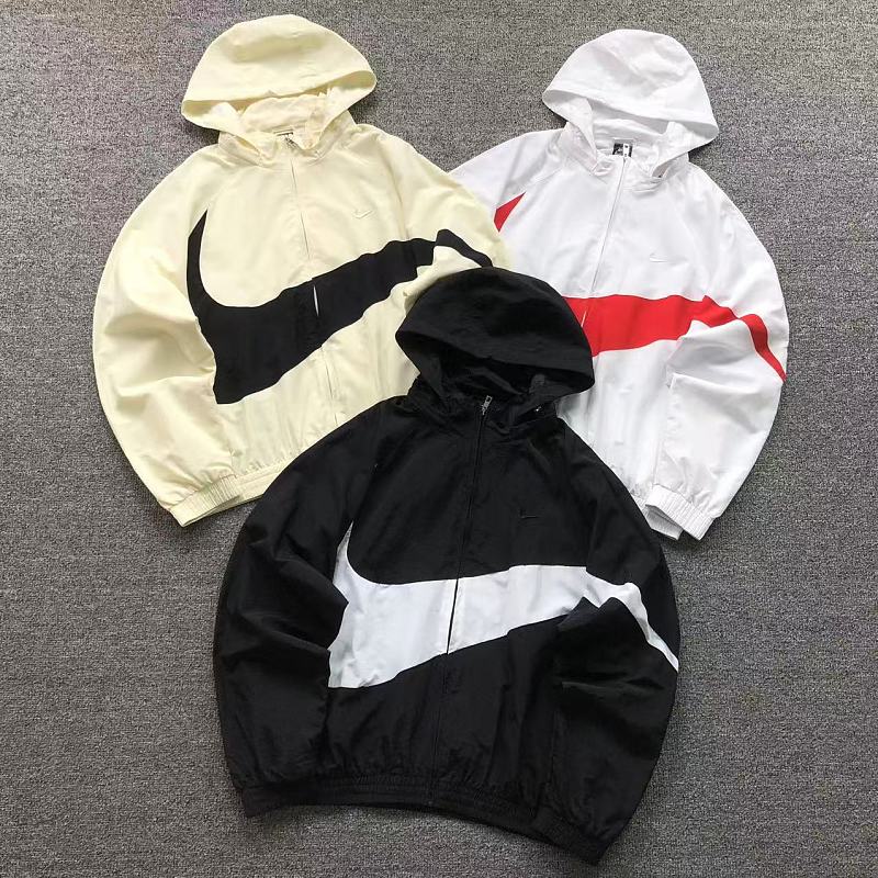NIKE JACKET 4208262077（im 170cm 60kg i wear size L in the phot）