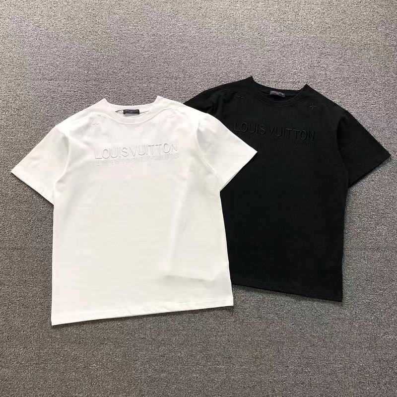 LV T-SHIRT 5241405147（im 170cm 60kg i wear size S in the phot）