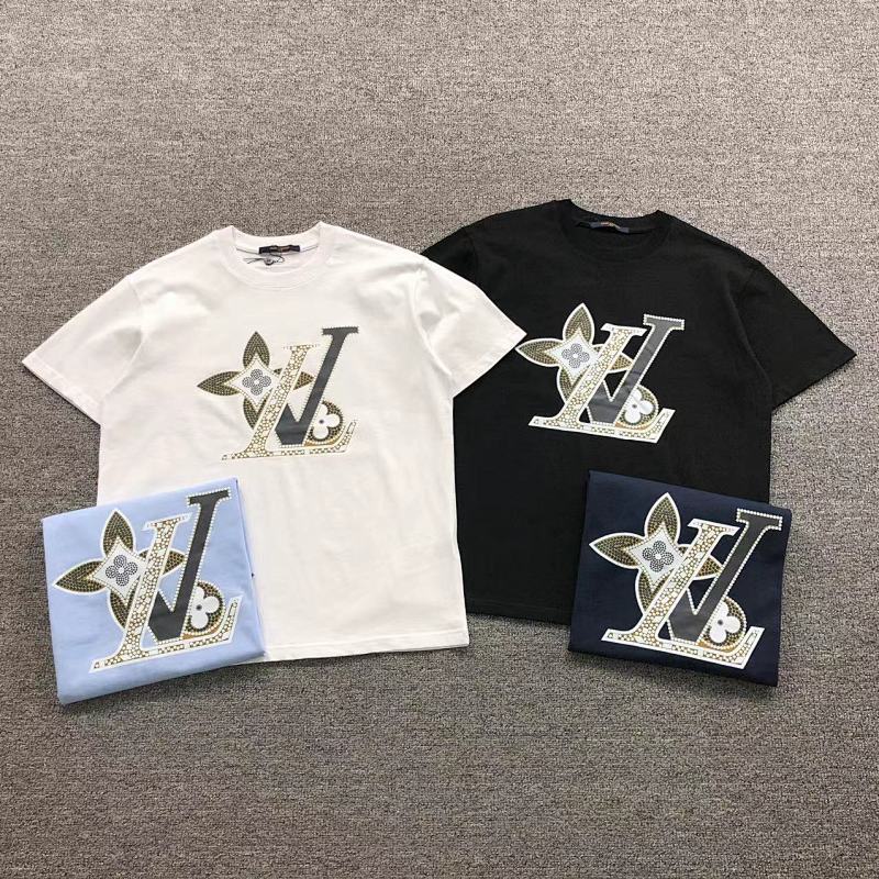 LV T-SHIRT 1101170321（im 170cm 57kg i wear size M in the phot）