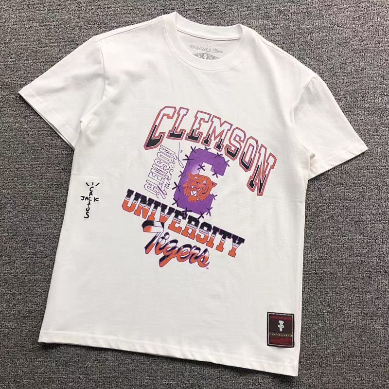 TRAVIS SCOTT T-SHIRT 213291346（im 170cm 60kg i wear size S in the phot)