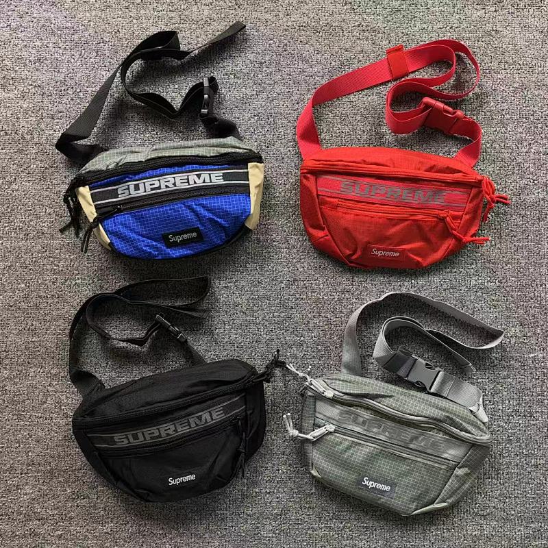 SUPREME BAG 412251677( 长27CM*宽14CM*高5CM)