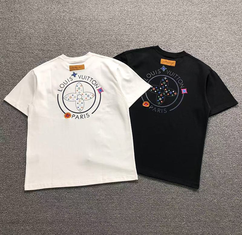 LV T-SHIRT 3204150421（im 170cm 60kg i wear size M in the phot）