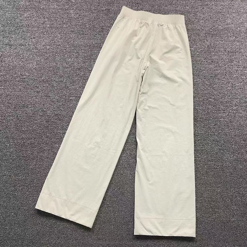 LULULEMON TROUSERS FEMAIE STYIE 111304166