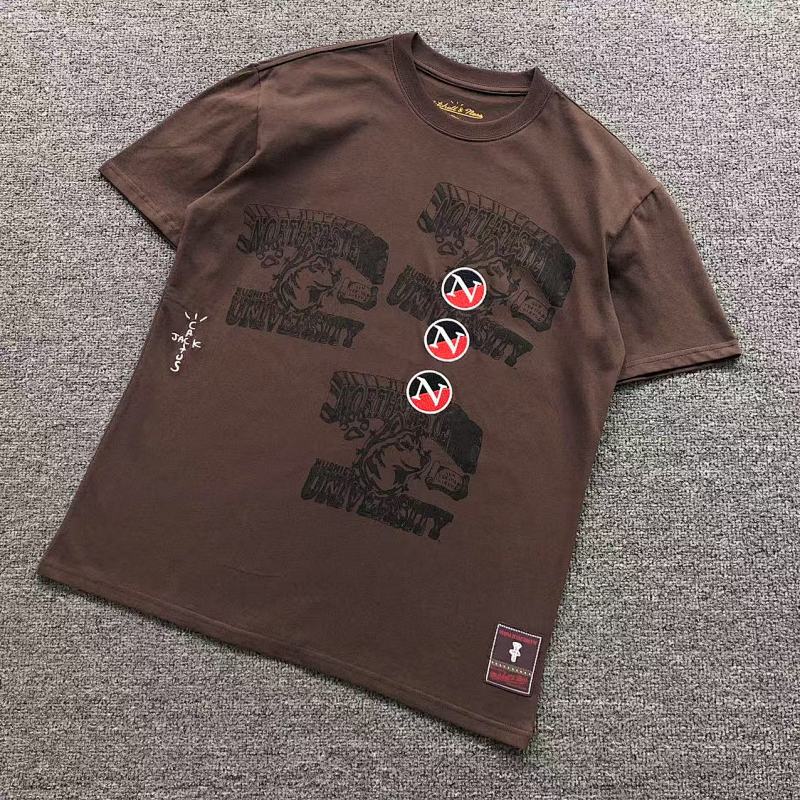 TRAVIS SCOTT T-SHIRT 214300646（im 170cm 60kg i wear size L in the phot）