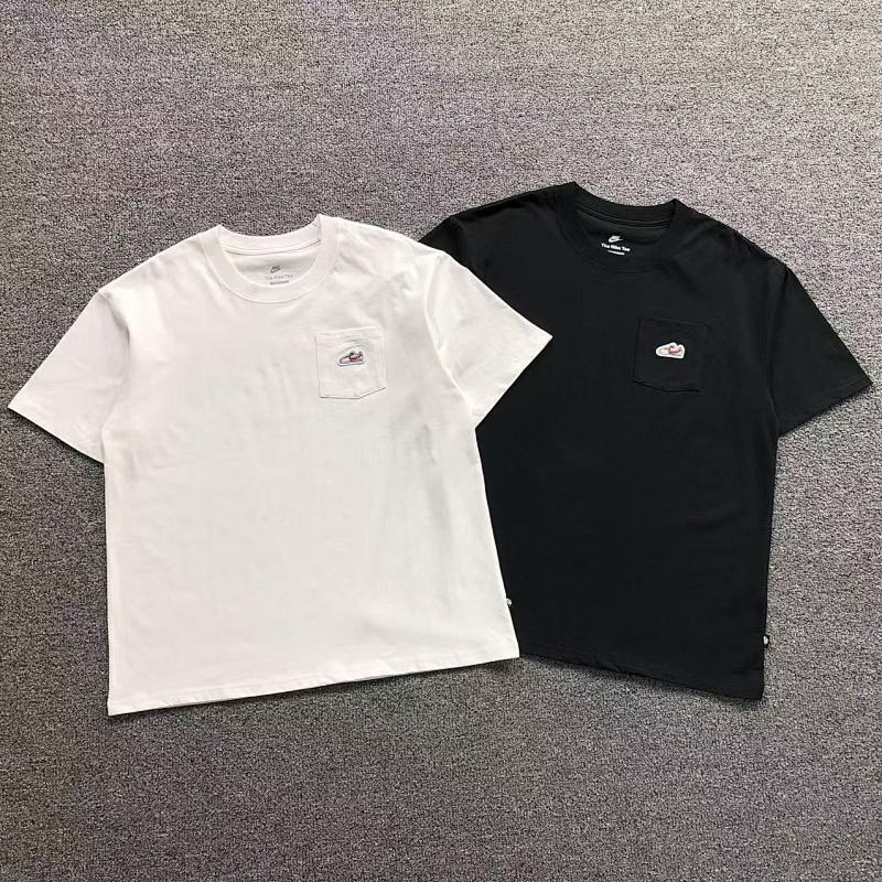NIKE T-SHIRT 3104260619（im 170cm 60kg i wear size L in the phot）