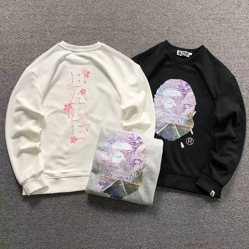BAPE HOODIE 4111280717（im 170cm 55kg i wear size S in the phot）