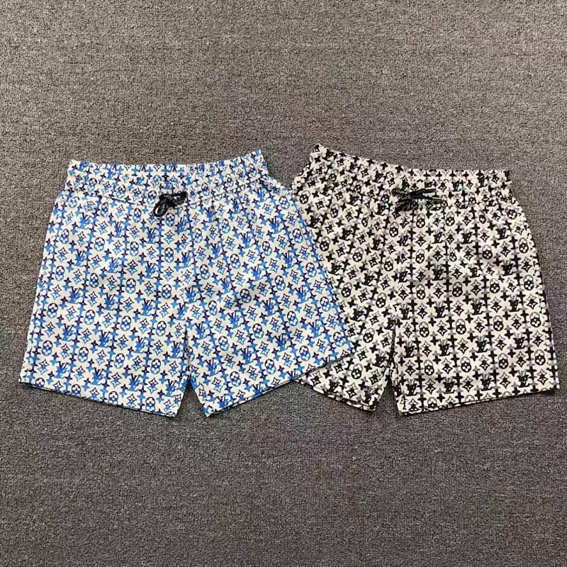 LV SHORTS 121263160（im 170cm 60kg i wear size M in the phot）