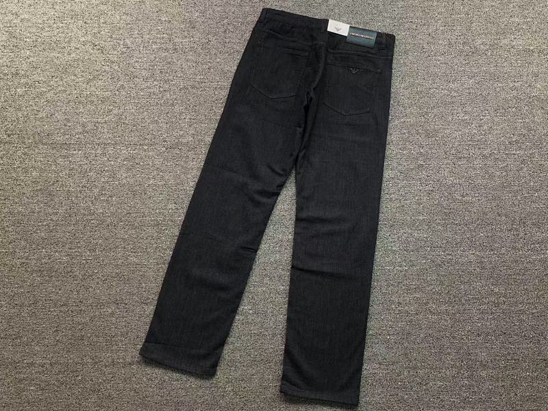 EMPORIO ARMANI TROUSERS 2203181105（im 170cm 60kg i wear size 32 in the phot）