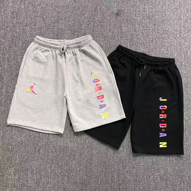 AIR JORDAN SHORTS 211112957（im 170cm 57kg i wear size M in the phot）