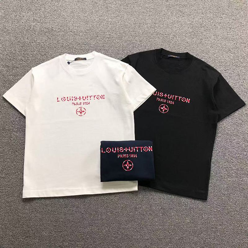 LV T-SHIRT 58191081（im 170cm 60kg i wear size S in the phot）