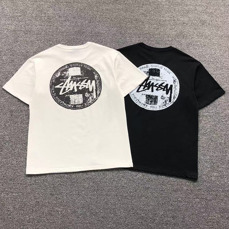 STUSSY T-SHIRT 4104030877（im 170cm 60kg i wear size M in the phot）