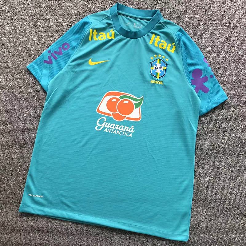FOOTBALL T-SHIRT 125937002（im 170cm 60kg i wear size L in the phot）