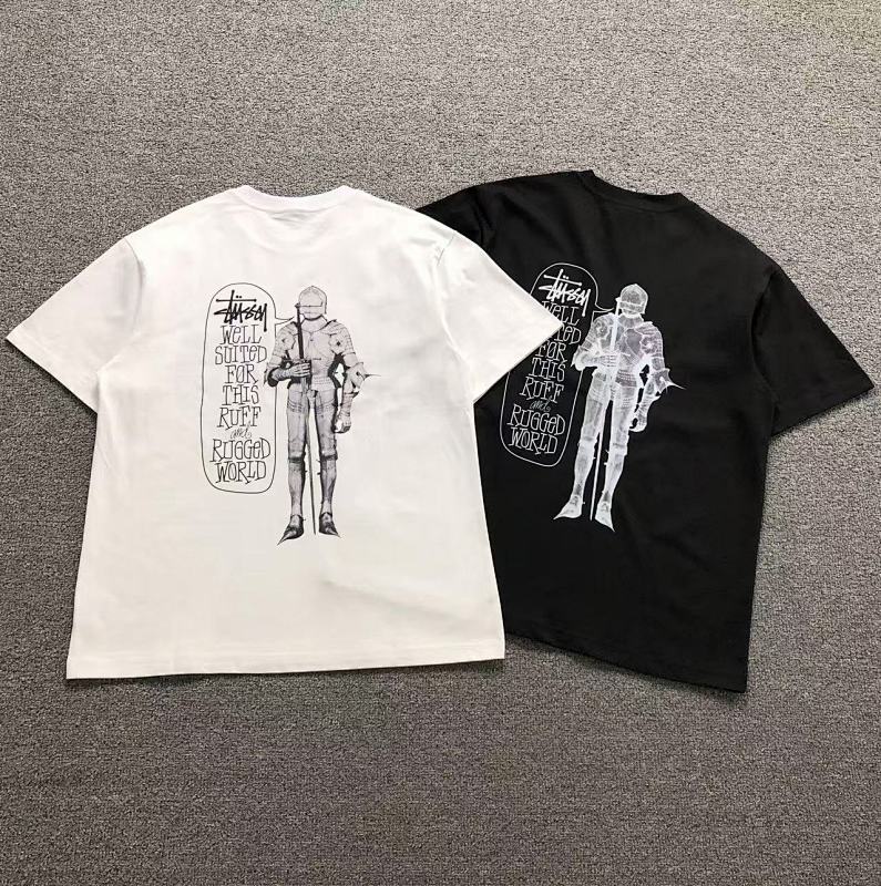 STUSSY T-SHIRT 512160882（im 170cm 60kg i wear size M in the phot）