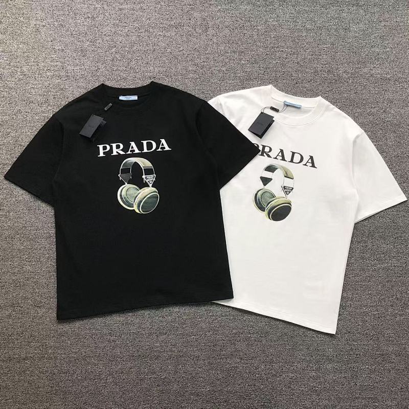 PRADA T-SHIRT 3203145003（im 170cm 60kg i wear size M in the phot）