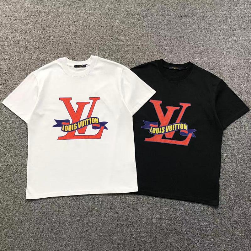 LV T-SHIRT 3203051021（im 170cm 60kg i wear size M in the phot）
