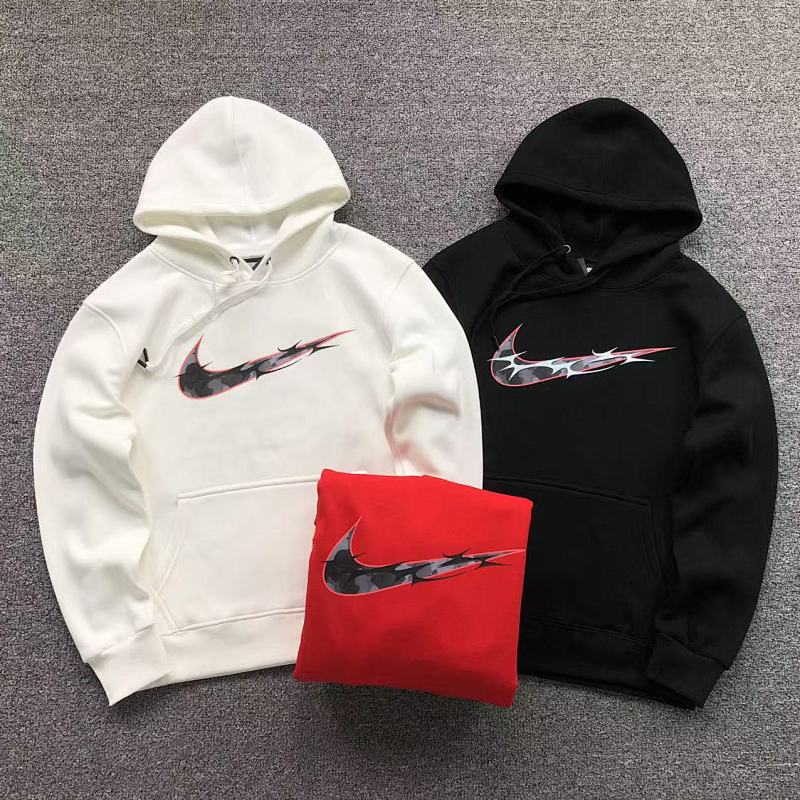 NIKE HOODIE 412041701（im 170cm 60kg i wear size M in the phot）