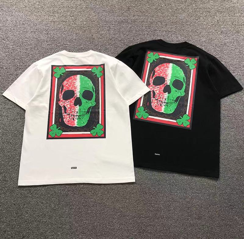 SUPREME T-SHIRT 52080452182（im 170cm 60kg i wear size M in the phot）