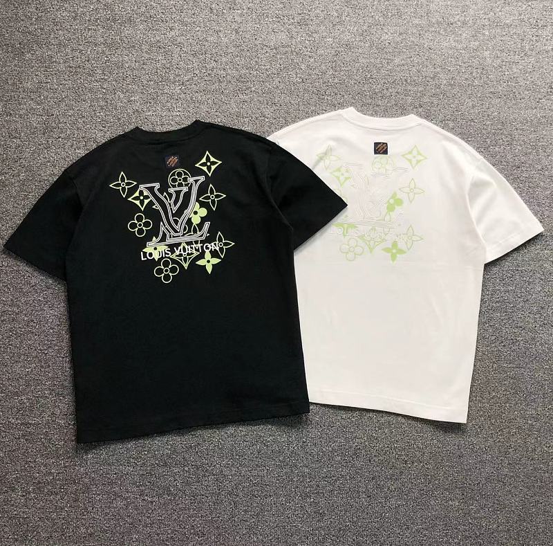 LV T-SHIRT 3206130521（im 170cm 60kg i wear size L in the phot）