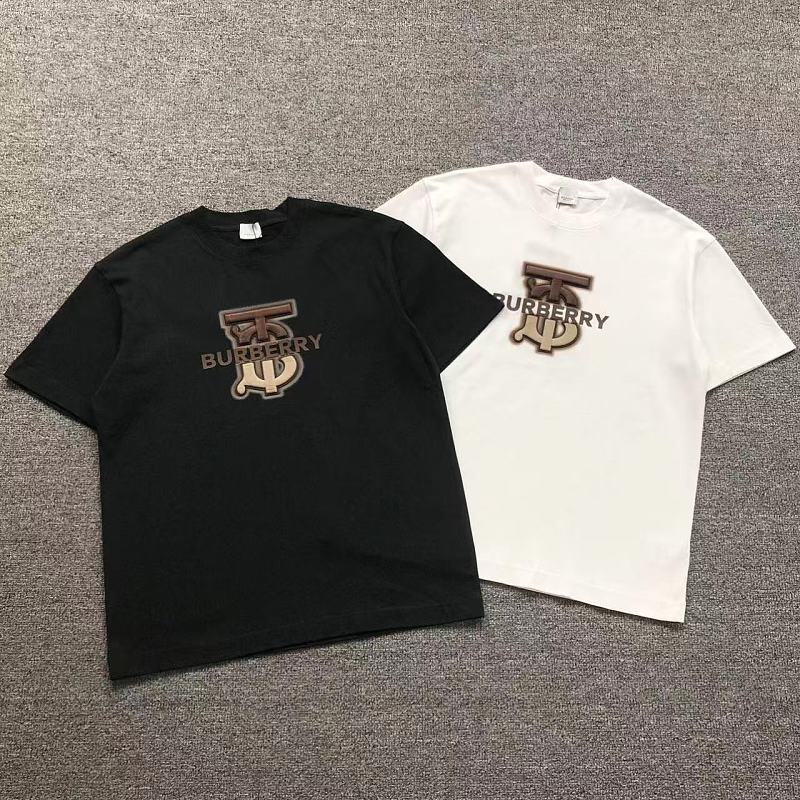 BURBERRY T-SHIRT 3206110421（im 170cm 60kg i wear size L in the phot）