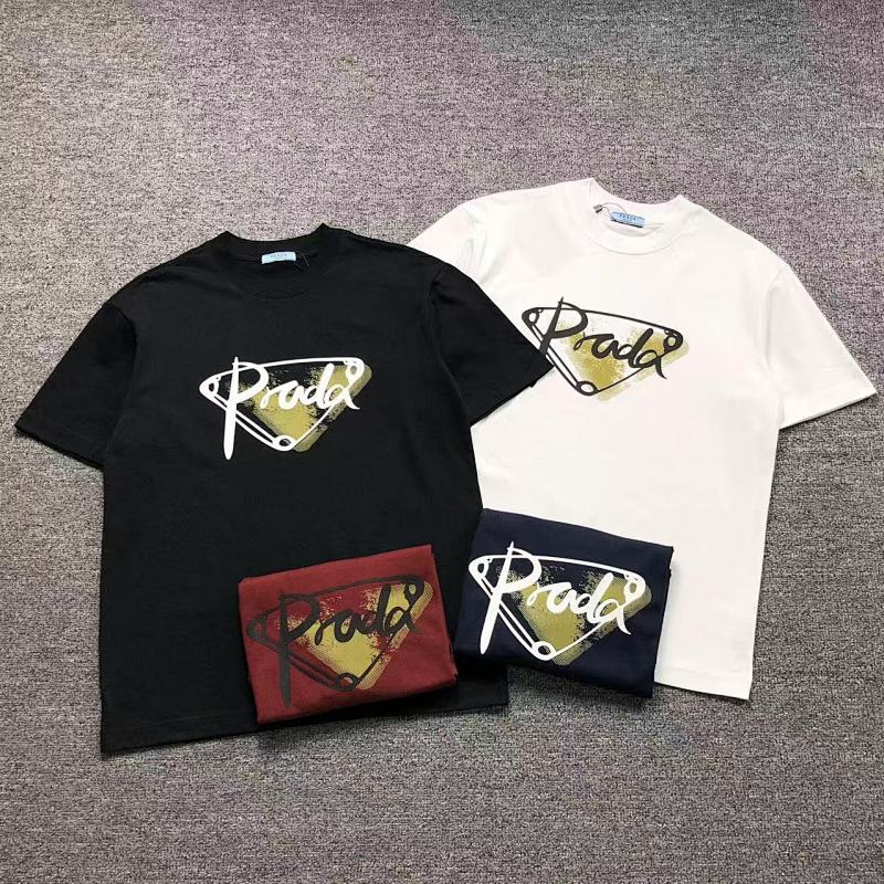 PRADA T-SHIRT 5103121147（im 170cm 60kg i wear size M in the phot）