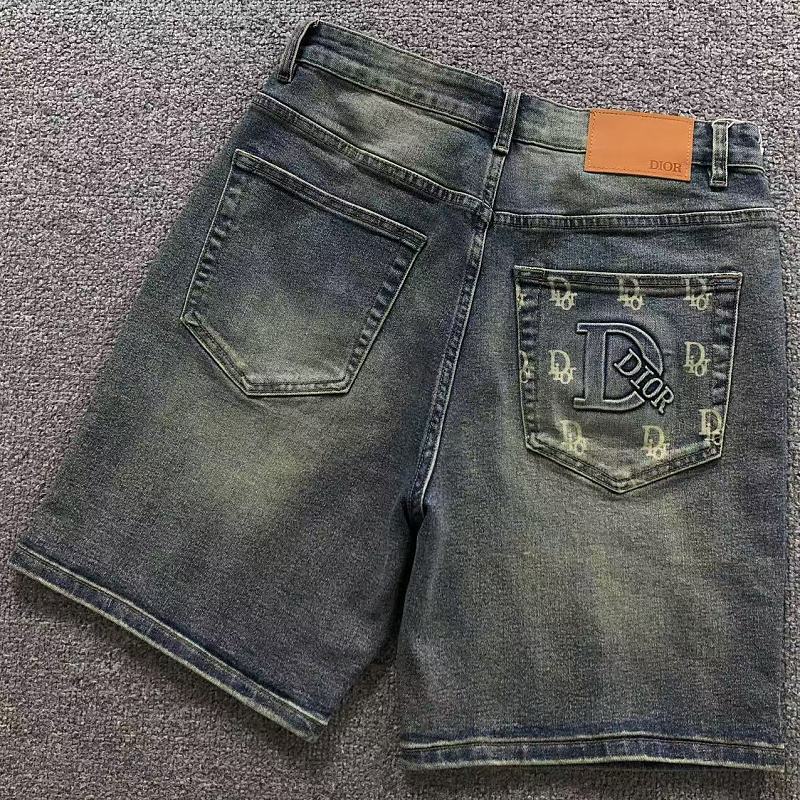 DIOR SHORTS 22061007125（im 170cm 60kg i wear size 31 in the phot)