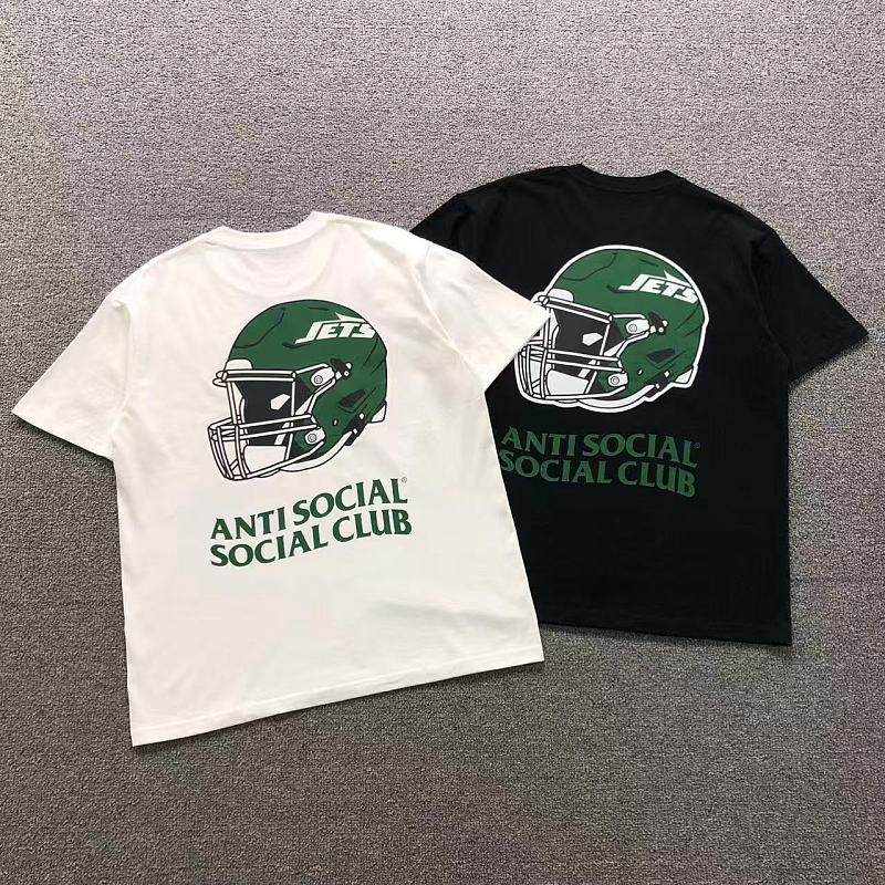 ANTI SOCIAL SOCIAL CLUB T-SHIRT 126211602（im 170cm 60kg i wear size L in the phot）