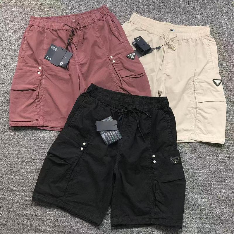 PRADA SHORTS 22072012001（im 170cm 60kg i wear size M in the phot）