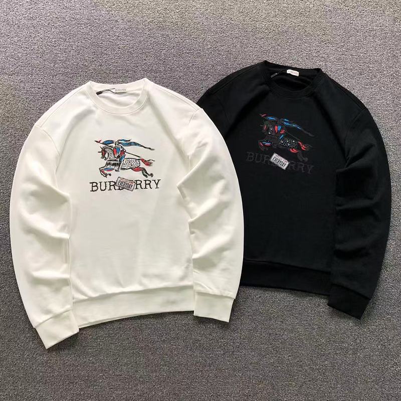BURBERRY HOODIE 2206080504（im 170cm 60kg i wear size XL in the phot）