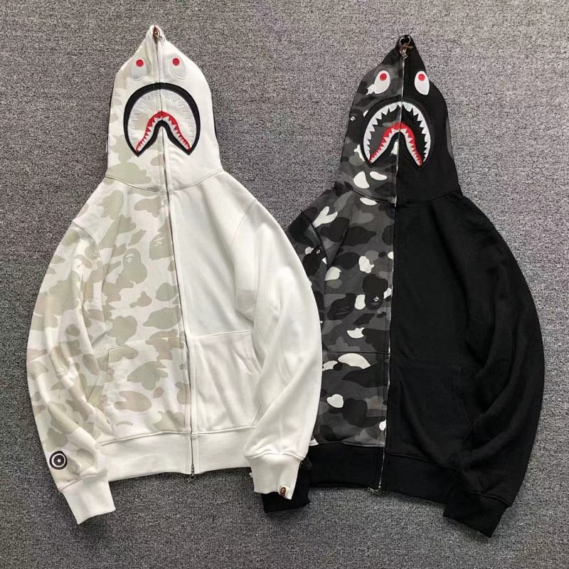 BAPE HOODIE 3203210417（im 170cm 60kg i wear size S in the phot）