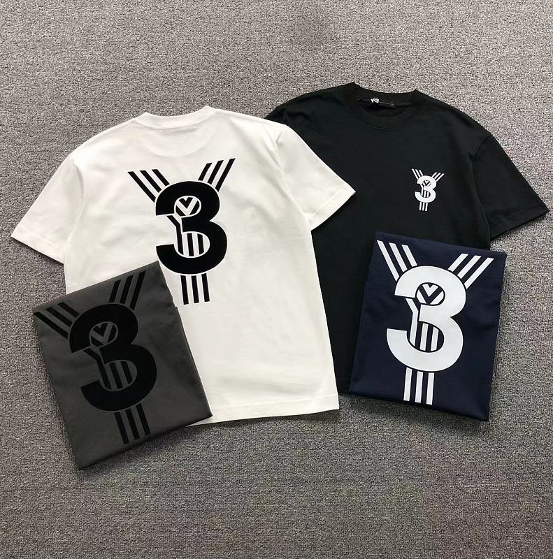 Y-3 T-SHIRT 3209041521（im 170cm 60kg i wear size L in the phot）