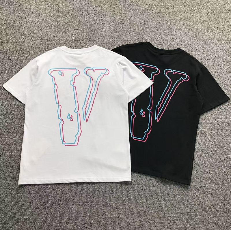VLONE T-SHIRT 504157991（im 170cm 60kg i wear size S in the phot）
