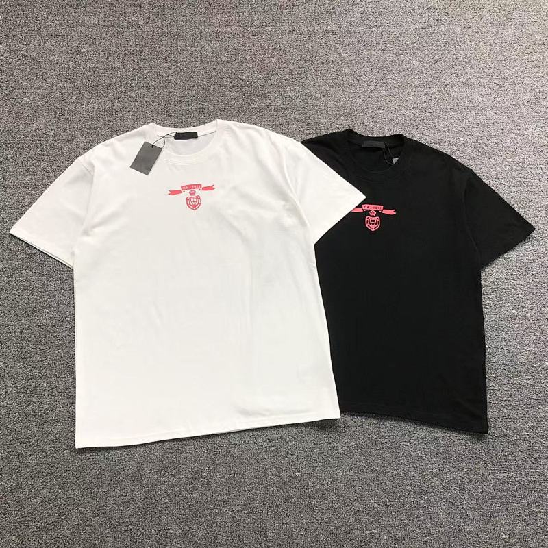 PRADA T-SHIRT 2111060501（im 170cm 60kg i wear size M in the phot）