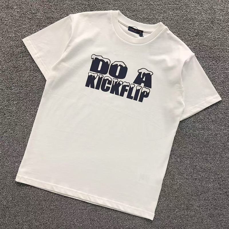 LV T-SHIRT 41062604126（im 170cm 60kg i wear size XS in the phot）