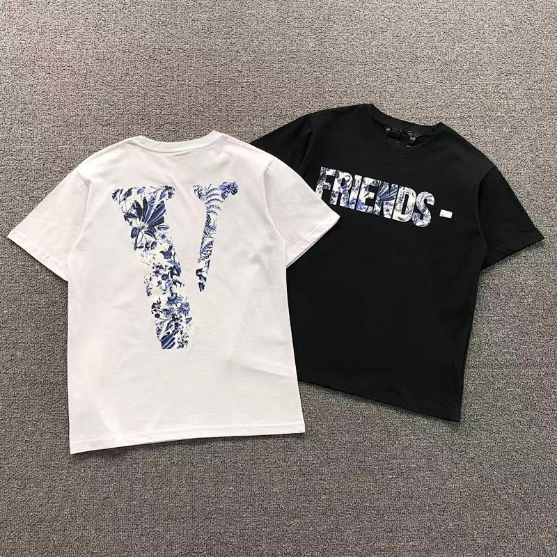 VLONE T-SHIRT 56120791（im 170cm 60kg i wear size S in the phot）